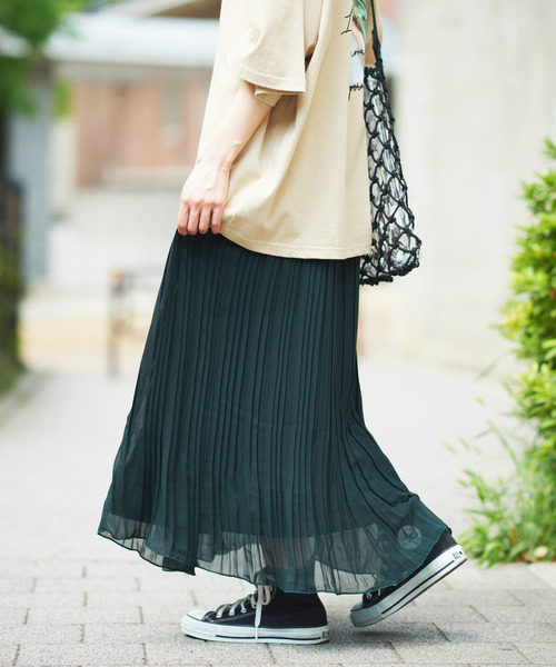 WEGO（ウィゴー）の「WEGO/シフォンプリーツロングスカート（スカート・レディース・その他2/その他4/その他1/ブラック/ライトピンク/その他3/ライトベージュ/アイボリー/その他5/アニマル/その他6/その他7/ドット/その他8/その他9/その他10/その他11/その他13/その他12/ダークグリーン/その他14/ピンク/その他15・FREE）」の4枚目の写真