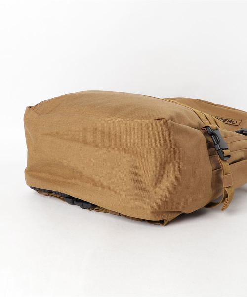 CABINZERO（キャビンゼロ）の「【63】【cabin ZERO（キャビンゼロ）】 MILITARY 44L（バックパック/リュック・メンズ・ブラック/カーキ/サンドベージュ/ネイビー/グレー・FREE）」の13枚目の写真