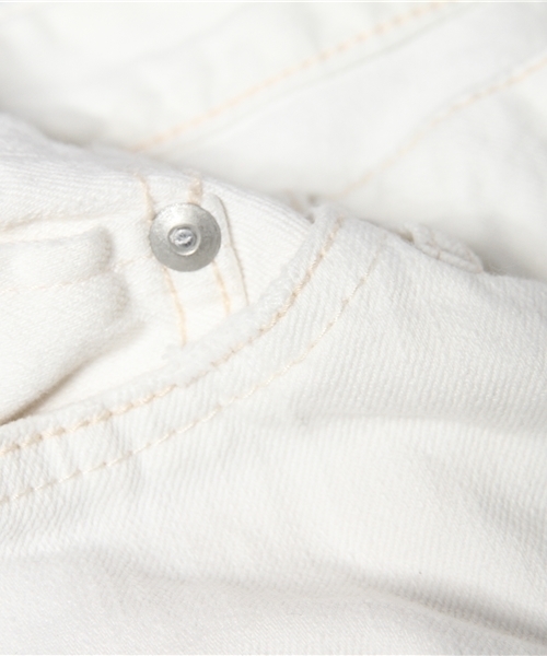 goa(ゴア)の「10OZ ホワイトデニムストレッチスキニーパンツ(デニムパンツ・レディース・ホワイト・0/1/2)」の3枚目の写真