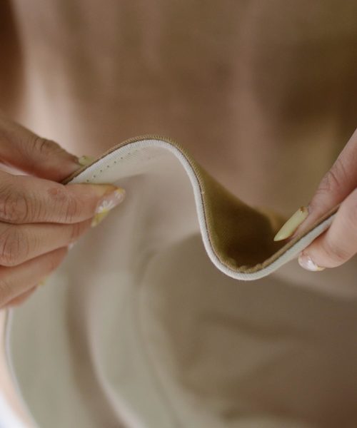 VitaFelice（ヴィータフェリーチェ）の「つば広リバーシブル帽子（ハット・レディース・ブラック/ネイビー/アイボリー・FREE）」の11枚目の写真