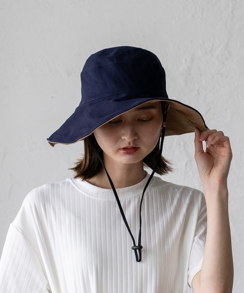 VitaFelice（ヴィータフェリーチェ）の「つば広リバーシブル帽子（ハット・レディース・ブラック/ネイビー/アイボリー・FREE）」の21枚目の写真
