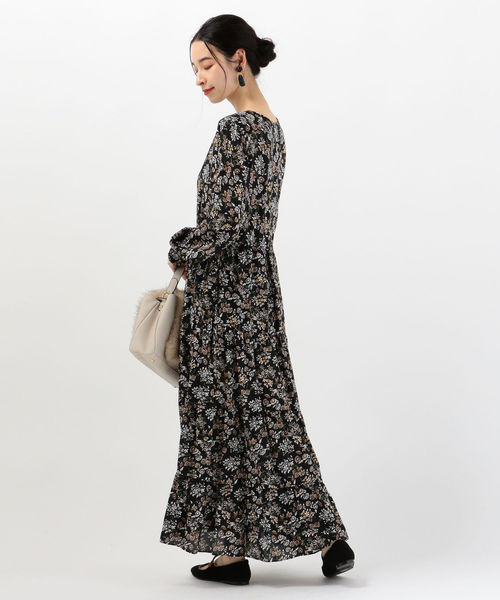 Khaju（カージュ）の「Khaju:フラワーティアードロングワンピース（ワンピース・レディース・ブラック/ワイン・ONE SIZE）」の7枚目の写真
