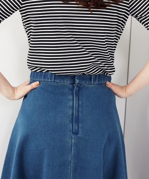 Another Edition（アナザーエディション）の「AE ﾎﾞﾝﾃﾞｨﾝｸﾞ ﾌﾚｱ SK◆（スカート・レディース・ダークグレー/ネイビー/コバルトブルー・MEDIUM/SMALL）」の4枚目の写真