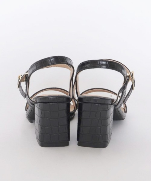 archives(アルシーヴ)の「スクエアラインサンダル(サンダル・レディース・オフホワイト/モカ/ブラック・MEDIUM/LARGE)」の6枚目の写真