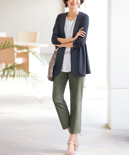 BELLUNA（ベルーナ）の「洗える涼感ストレッチジャケット（ノーカラージャケット・レディース・ライトグレー/ブラック/カーキ/キャメル/ダークネイビー・MEDIUM/LARGE/X-LARGE）」の9枚目の写真