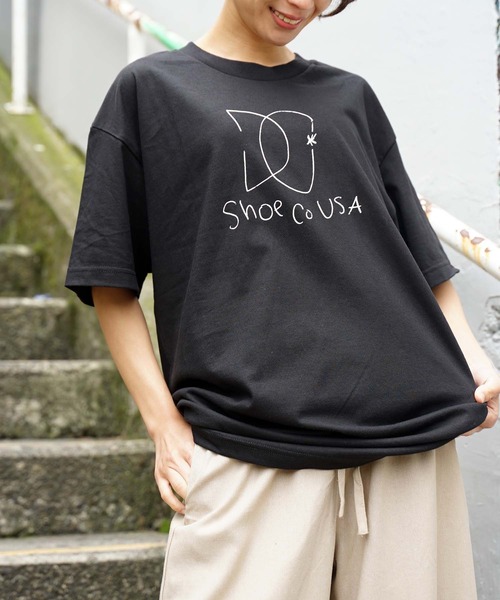 DC SHOES(ディーシーシューズ)の「GARDNER SKETCH TEE S/DC Tシャツ 半袖(Tシャツ/カットソー・メンズ・ホワイト/ブラック/ネイビー・SMALL/MEDIUM/LARGE/X-LARGE)」の2枚目の写真