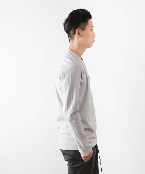 ATTACHMENT コットンコンプレッシャー クルーネックL/S TEE 4 ATTACHMENT（アタッチメント）の「コットンコンプレッシャー