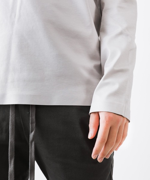 ATTACHMENT コットンコンプレッシャー クルーネックL/S TEE 4 ATTACHMENT（アタッチメント）の「コットンコンプレッシャー