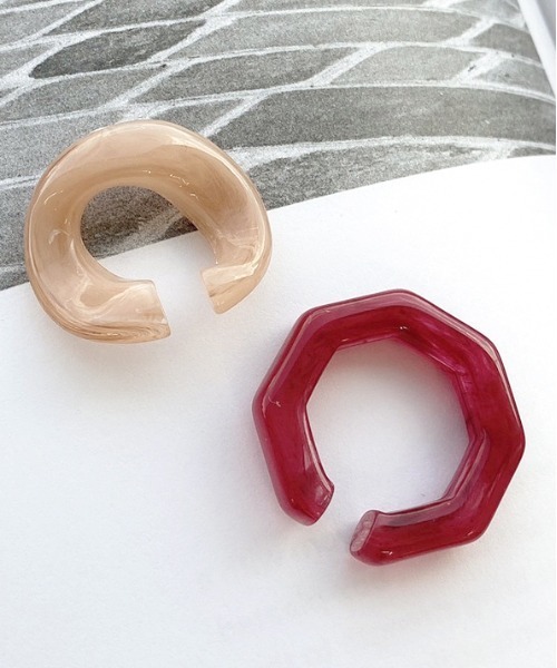 apres jour mignon（アプレジュールミニョン）の「【apresjour mignon×ARIAZ】アソート変形カラーイヤカフ（イヤリング・レディース・A/B/C/D/E/F/G/H・ONESIZE）」の4枚目の写真