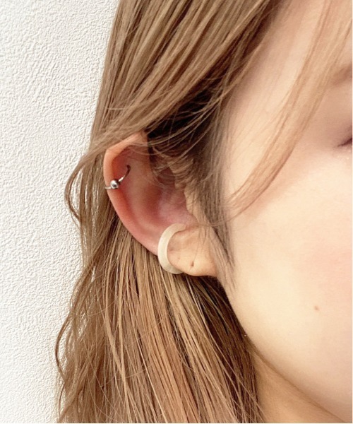 apres jour mignon（アプレジュールミニョン）の「【apresjour mignon×ARIAZ】アソート変形カラーイヤカフ（イヤリング・レディース・A/B/C/D/E/F/G/H・ONESIZE）」の17枚目の写真