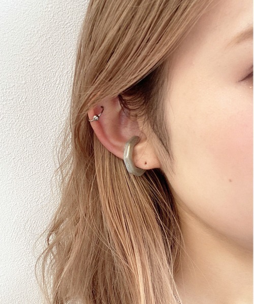 apres jour mignon（アプレジュールミニョン）の「【apresjour mignon×ARIAZ】アソート変形カラーイヤカフ（イヤリング・レディース・A/B/C/D/E/F/G/H・ONESIZE）」の19枚目の写真