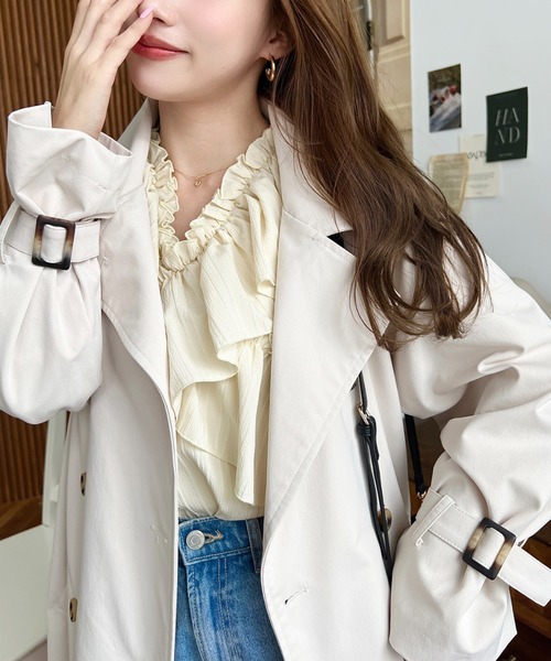 moment+(モーメントプラス)の「コットンライクツイルキャンディスリーブトレンチコート(トレンチコート・レディース・ブラウン/ライトカーキ/アイボリー/グレイッシュベージュ/ベージュ/ブラック/カーキ/ネイビー・M/S/L)」の11枚目の写真