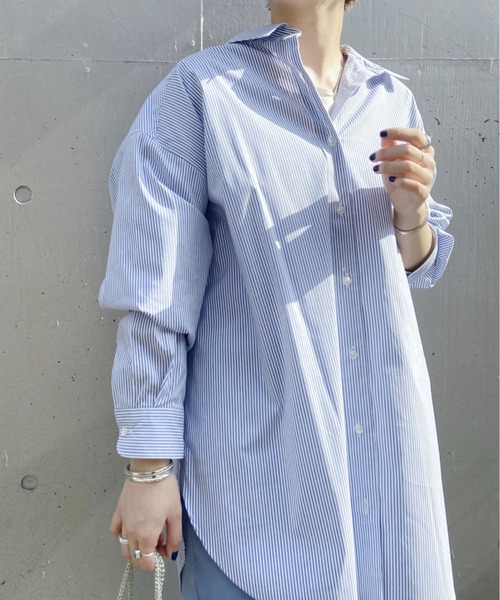 SHENERY(シーナリー)の「ストライプBIGシャツ(シャツ/ブラウス・レディース・ブルー/マルチ・FREE)」の16枚目の写真