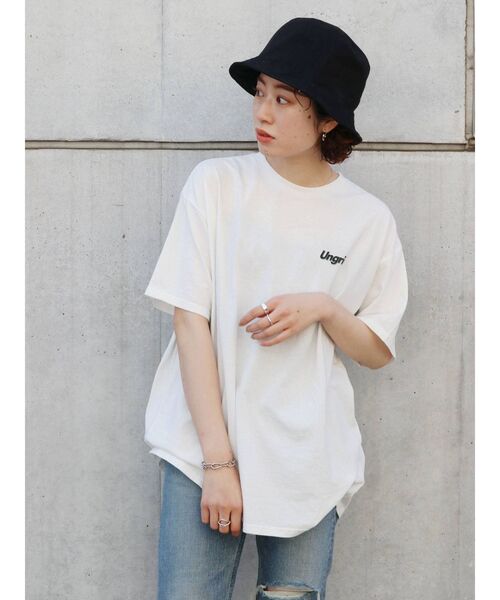 Ungrid（アングリッド）の「【10周年限定】UngridバッグロゴデザインTee（Tシャツ/カットソー・レディース・チャコールグレー/ブルー/オフホワイト・FREE）」の9枚目の写真