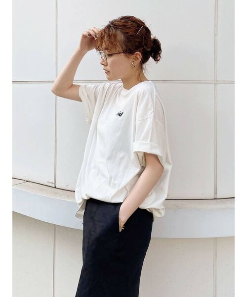 Ungrid（アングリッド）の「【10周年限定】UngridバッグロゴデザインTee（Tシャツ/カットソー・レディース・チャコールグレー/ブルー/オフホワイト・FREE）」の15枚目の写真