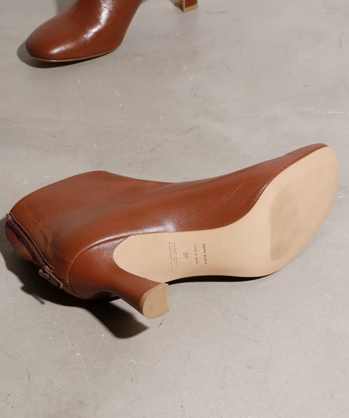 JANESMITH（ジェーンスミス）の「JANESMITH ジェーンスミス / ROUND TOE SHORT BOOTS ラウンドトゥレザーショートブーツ / 21WSHO-#936L（ブーツ・レディース・キャメル/ブラック・35.5/36/36.5/37/37.5/38）」の4枚目の写真