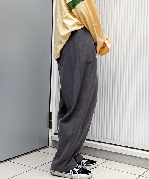 nimiru(ニミル)の「きれいめワイドパンツ(その他パンツ・レディース・ブラック/ブラウン/グレー・M/L)」の8枚目の写真