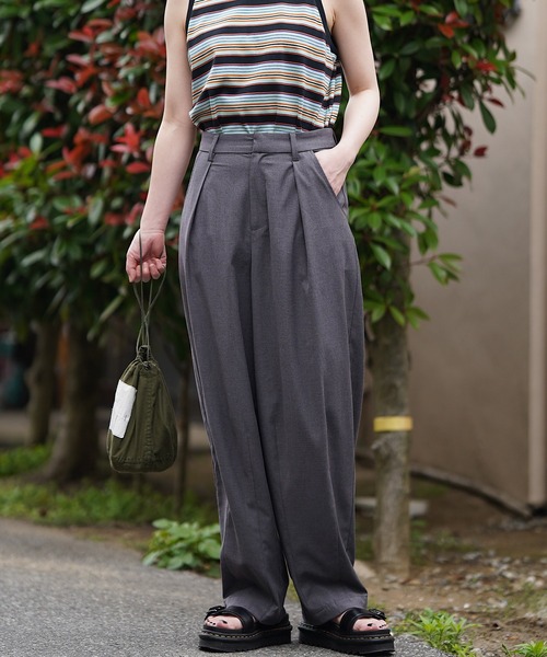 nimiru(ニミル)の「きれいめワイドパンツ(その他パンツ・レディース・ブラック/ブラウン/グレー・M/L)」の7枚目の写真