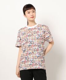 Disney（ディズニー）の「【 Disney 】 ディズニープリンセス 総柄プリントＴシャツ（Tシャツ/カットソー・メンズ）」