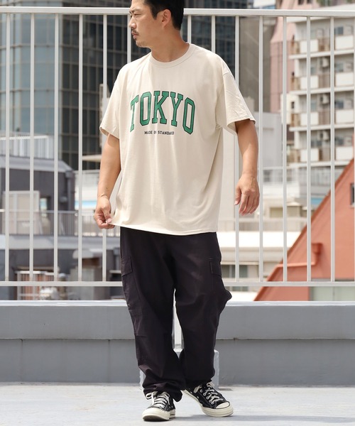 made in standard （メイドインスタンダード）の「MADE IN STANDARD/メイドインスタンダード TOKYO カレッジロゴTシャツ（Tシャツ/カットソー・メンズ・ベージュ/ブラック/グレー/ホワイト・M/L/XL）」の19枚目の写真