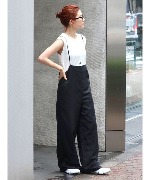 Ungrid（アングリッド）の「サスペンダー付きルーズパンツ（つなぎ/オールインワン・レディース・ブラック/ベージュ・FREE）」の6枚目の写真