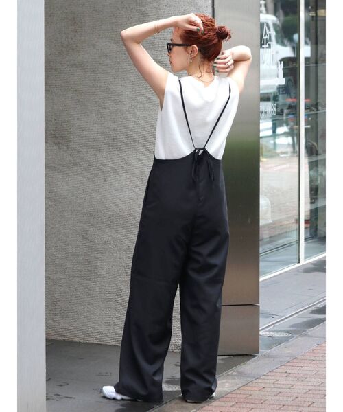 Ungrid（アングリッド）の「サスペンダー付きルーズパンツ（つなぎ/オールインワン・レディース・ブラック/ベージュ・FREE）」の8枚目の写真