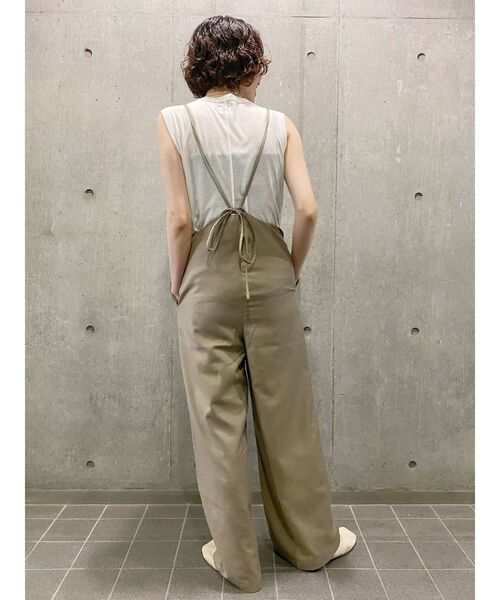 Ungrid（アングリッド）の「サスペンダー付きルーズパンツ（つなぎ/オールインワン・レディース・ブラック/ベージュ・FREE）」の12枚目の写真