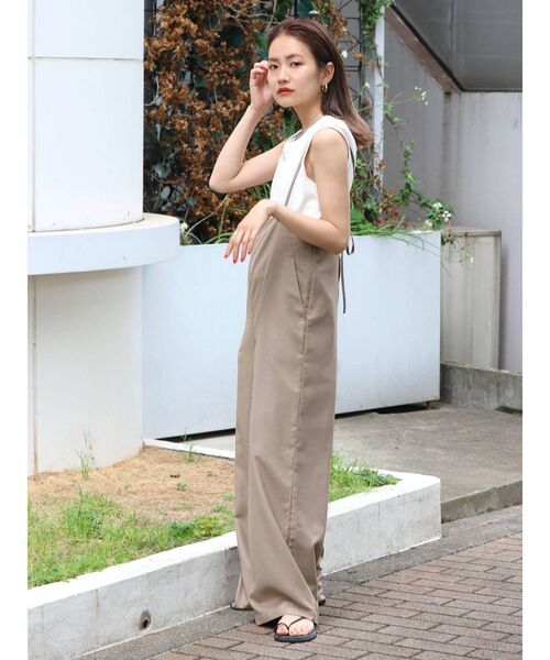 Ungrid（アングリッド）の「サスペンダー付きルーズパンツ（つなぎ/オールインワン・レディース・ブラック/ベージュ・FREE）」の22枚目の写真