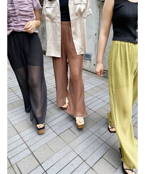 EVRIS（エヴリス）の「プリーツイージーワイドパンツ（その他パンツ・レディース・ブラック/ブラウン/グリーン・FREE）」の7枚目の写真