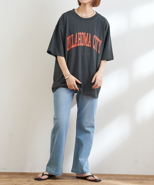 CIAOPANIC TYPY（チャオパニックティピー）の「【ZOZOTOWN限定】 OKLAHOMACITYカレッジロゴユニセックスTee（Tシャツ/カットソー・メンズ・ネイビー/ホワイト系その他/チャコールグレー/ベージュ系その他・L/M/XL）」の10枚目の写真