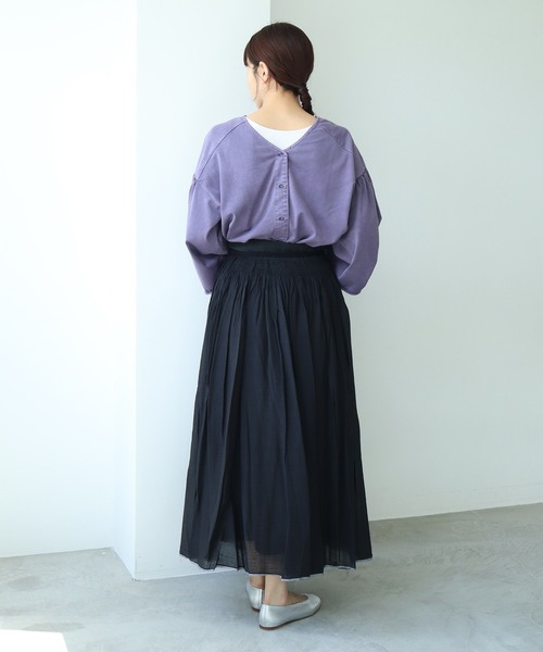 cardo fabrica（カルドファブリカ）の「◇クリアスピン製品染め ワイドスリーブ ショートカーディガン（カーディガン/ボレロ・レディース・グレー/チャコールグレー/パープル・FREE）」の4枚目の写真