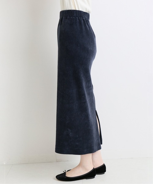 IENA（イエナ）の「コーデュロイジャージスカート◆（スカート・レディース・ネイビー/ブラック・34/40/38/36）」の14枚目の写真