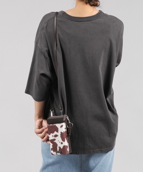 BAYFLOW(ベイフロー)の「フェイクハラコモバイルミニウォレットショルダー(その他小物・レディース・ブラック/ブラウン・FREE)」の9枚目の写真