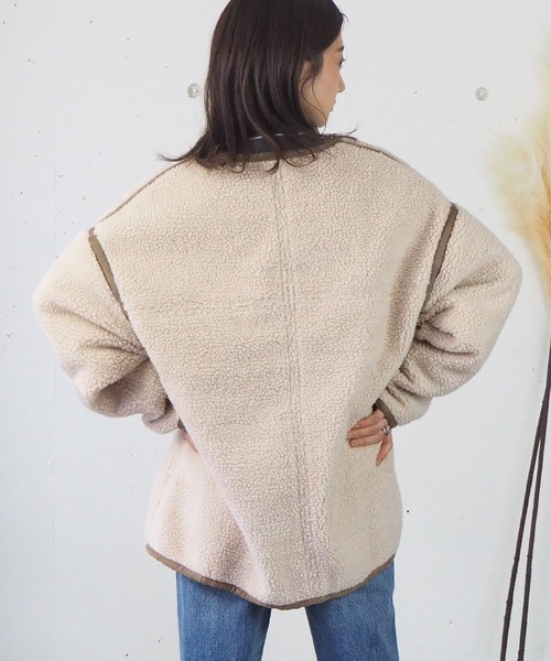 tiptop（ティップトップ）の「フェイクムートンパイピングリバーシブルブルゾン（ムートンコート・レディース・ベージュ/アイボリー/ライトベージュ/キナリ・FREE）」の22枚目の写真