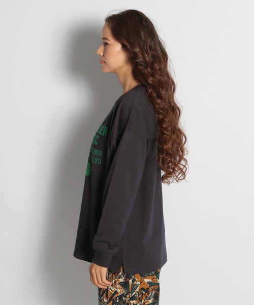 niko and...（ニコアンド）の「ヘビーコットンロゴロンＴ（Tシャツ/カットソー・レディース・オフホワイト/ボルドー/クリーム/チャコール・MEDIUM/LARGE）」の21枚目の写真