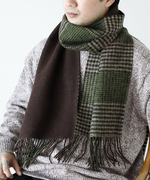BEAMS LIGHTS(ビームスライツ)の「BEAMS LIGHTS / リバーシブル チェック マフラー(マフラー・メンズ・ブルー/グレー/グリーン・ONE SIZE)」の2枚目の写真