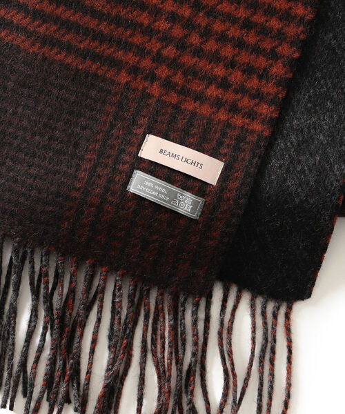 BEAMS LIGHTS(ビームスライツ)の「BEAMS LIGHTS / リバーシブル チェック マフラー(マフラー・メンズ・ブルー/グレー/グリーン・ONE SIZE)」の8枚目の写真