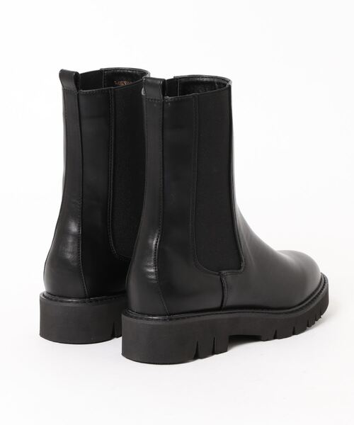NATURAL BEAUTY BASIC（ナチュラルビューティーベーシック）の「サイドゴアトラックブーツ/0171287970（ブーツ・レディース・オフホワイト/ブラック・SMALL/MEDIUM/LARGE）」の4枚目の写真