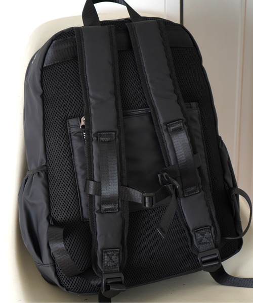 CECIL McBEE（セシルマクビー）の「【CECIL McBEE / セシルマクビー】 TRAVEL BASIC DAYPACK（バックパック/リュック・レディース・ブラック/ネイビー/ピンク・FREE）」の11枚目の写真