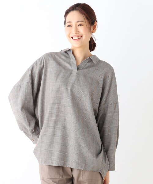 SHOO・LA・RUE（シューラルー）の「◆スキッパードルマンシャツ（シャツ/ブラウス・レディース・ブラウン系2/ベージュ系1/ワイン系3/ネイビー系1・00）」の2枚目の写真