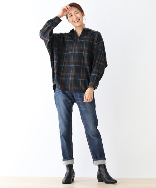 SHOO・LA・RUE（シューラルー）の「◆スキッパードルマンシャツ（シャツ/ブラウス・レディース・ブラウン系2/ベージュ系1/ワイン系3/ネイビー系1・00）」の11枚目の写真