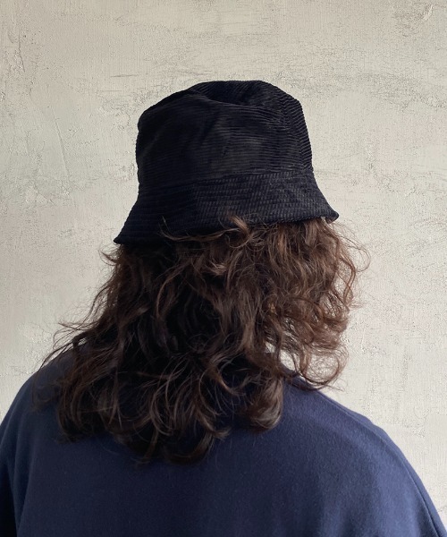 Carhartt WIP（カーハートダブリューアイピー）の「[carhartt WIP/カーハートダブリューアイピー] コーデュロイバケットハット（ハット・メンズ・ブラック・M/L）」の4枚目の写真