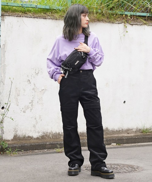 X-girl(エックスガール)の「RUBBER BOX LOGO HIP BAG(ボディバッグ/ウエストポーチ・レディース・ベージュ/ブラック・ONE SIZE)」の8枚目の写真