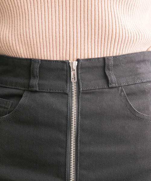 Newlyme(ニューリーミー)の「フロントジップストレッチタイトスカート(スカート・レディース・ブラック・SMALL/MEDIUM/LARGE/X-LARGE/XX-LARGE/X-SMALL)」の9枚目の写真