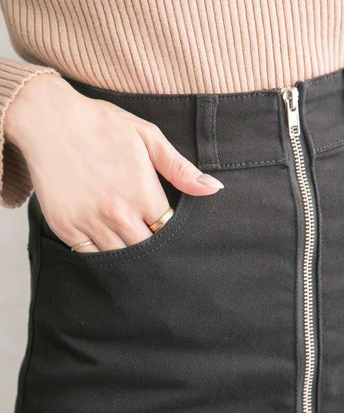 Newlyme(ニューリーミー)の「フロントジップストレッチタイトスカート(スカート・レディース・ブラック・SMALL/MEDIUM/LARGE/X-LARGE/XX-LARGE/X-SMALL)」の10枚目の写真