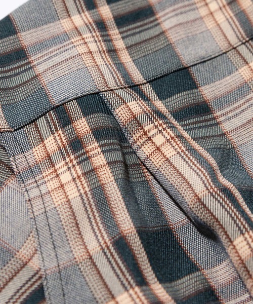 glamb（グラム）の「Double Pocket Check SH / ダブルポケットチェックシャツ（シャツ/ブラウス・メンズ・ブラック/グリーン/イエロー・L/M/S）」の17枚目の写真