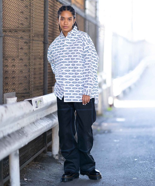 X-girl(エックスガール)の「OVAL LOGO L/S SHIRT(シャツ/ブラウス・レディース・ブラック/ホワイト・M/S)」の7枚目の写真