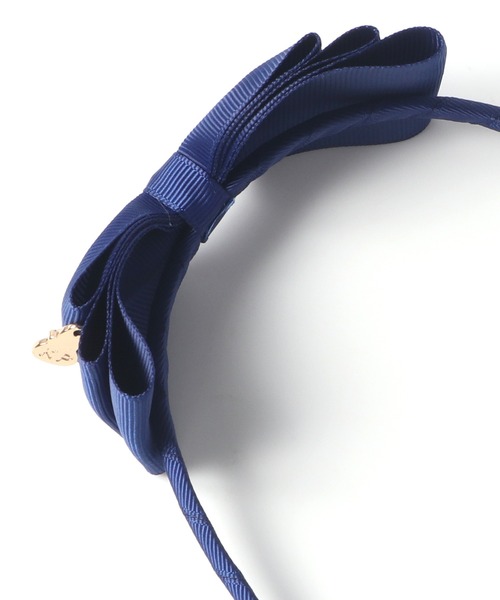 KP DECO（ケーピーデコ）の「mimiちゃんチャーム付きグログランリボンのカチューシャ（カチューシャ・キッズ・ピンク/ブルー系その他・FREE）」の3枚目の写真