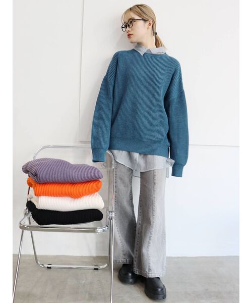 MURUA（ムルーア）の「MIXパターンストレートパンツ【セットアップ着用可能】（デニムパンツ・レディース・アイボリー/グレー・1/2）」の3枚目の写真