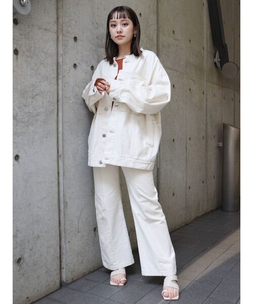 MURUA（ムルーア）の「MIXパターンストレートパンツ【セットアップ着用可能】（デニムパンツ・レディース・アイボリー/グレー・1/2）」の19枚目の写真